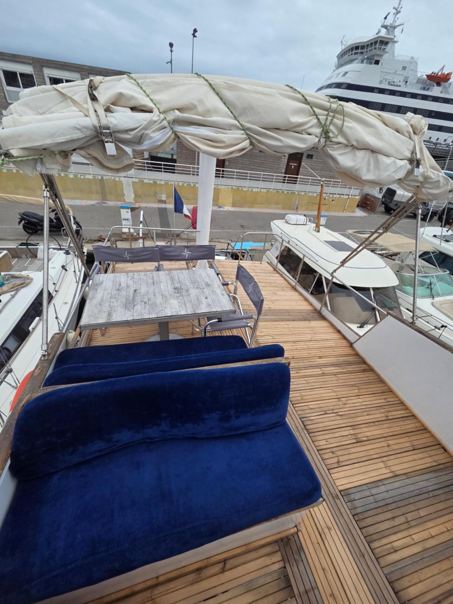Botel Moment De Legende *
