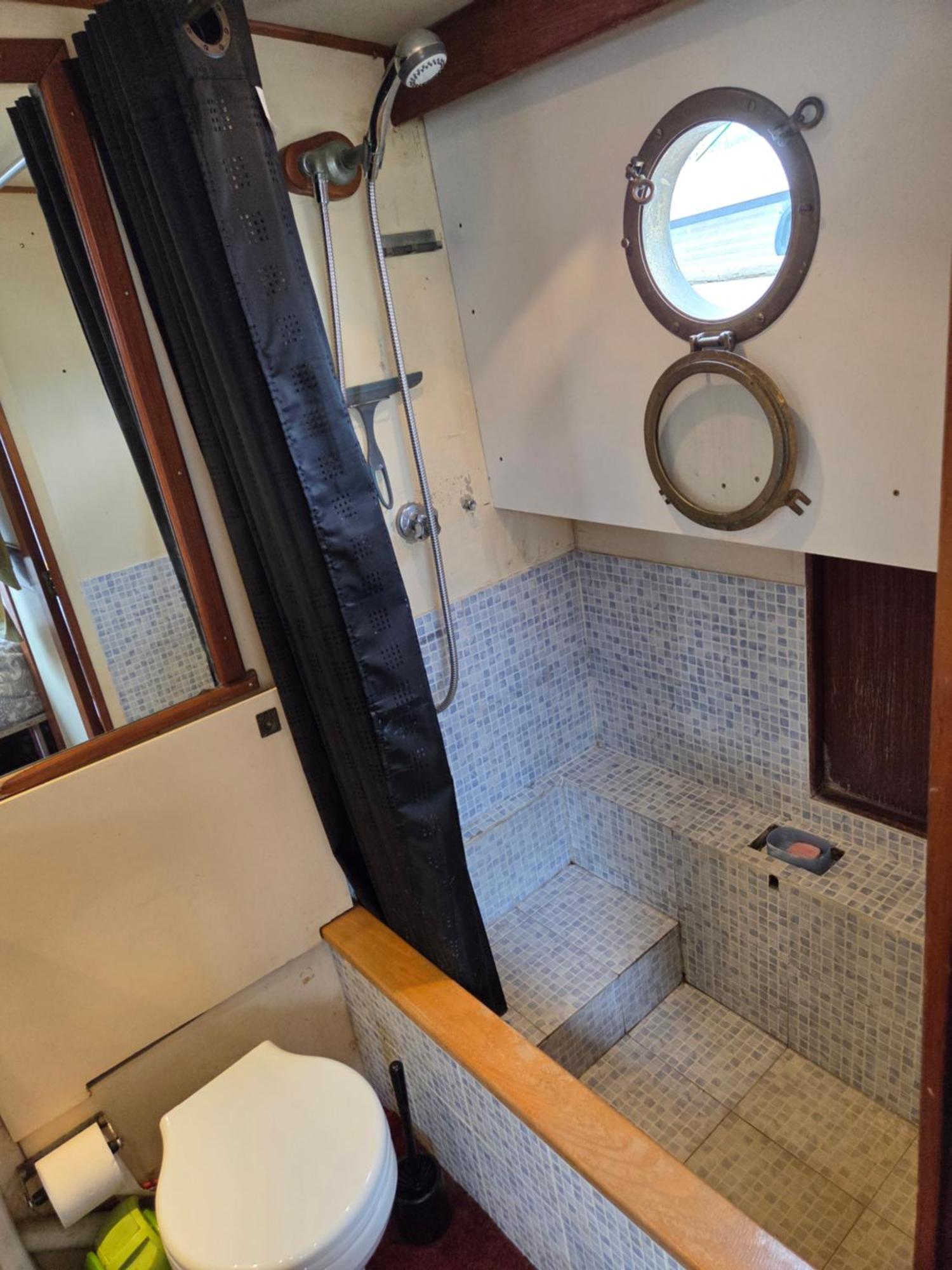Bateau-hôtel Moment De Legende Toulon